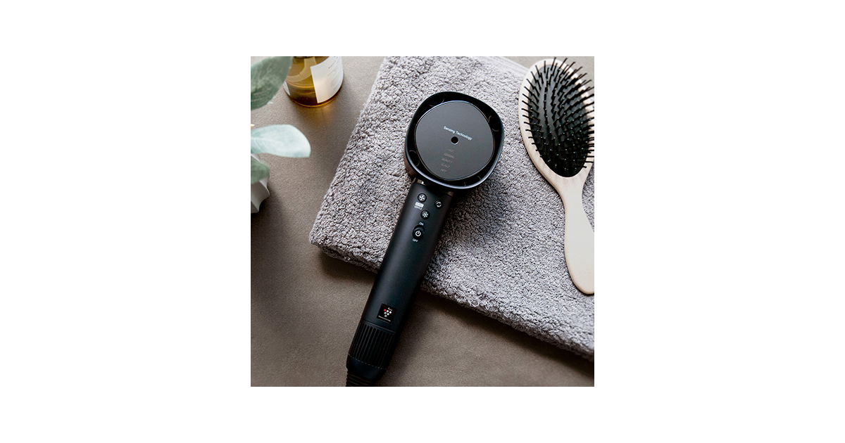 ヘアドライヤー SHARP Plasmacluster Draper Flow Dryer iF Design - SHARP Plasmacluster Drape Flow Dryer 900 series